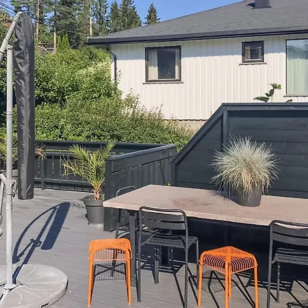 Awesome In With Wifi Holiday home Sandvika (Baerum)