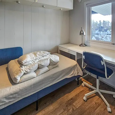 Awesome In With Wifi Holiday home Sandvika (Baerum)