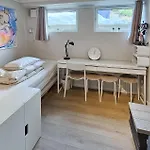 بيت للعطل Awesome In With Wifi ساندفيكا